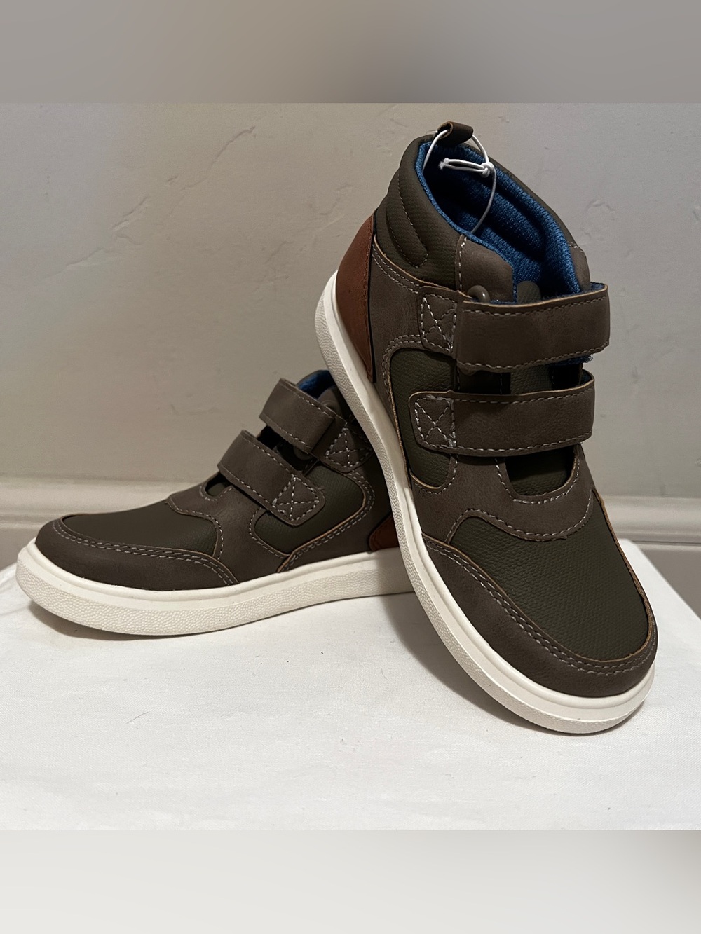 NIB | Stride Rite 360 | Cedric High-Top Sneaker | size 11M
